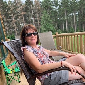 Meet your Posher, Cindy